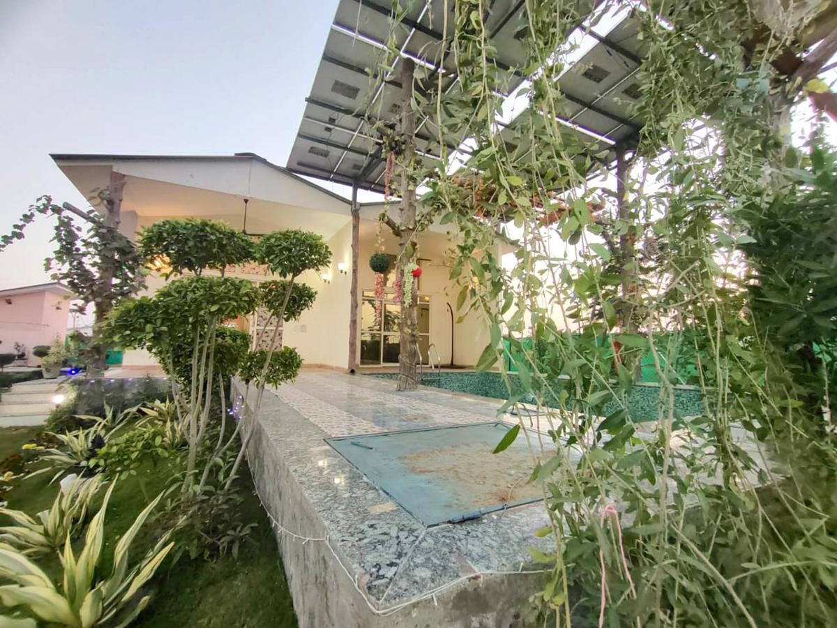 Shaw Estate-Farm House For A Small Parties-Jp Farm Greater Noida Bagian luar foto