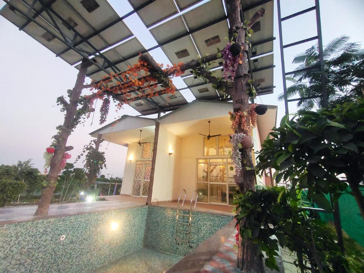 Shaw Estate-Farm House For A Small Parties-Jp Farm Greater Noida Bagian luar foto
