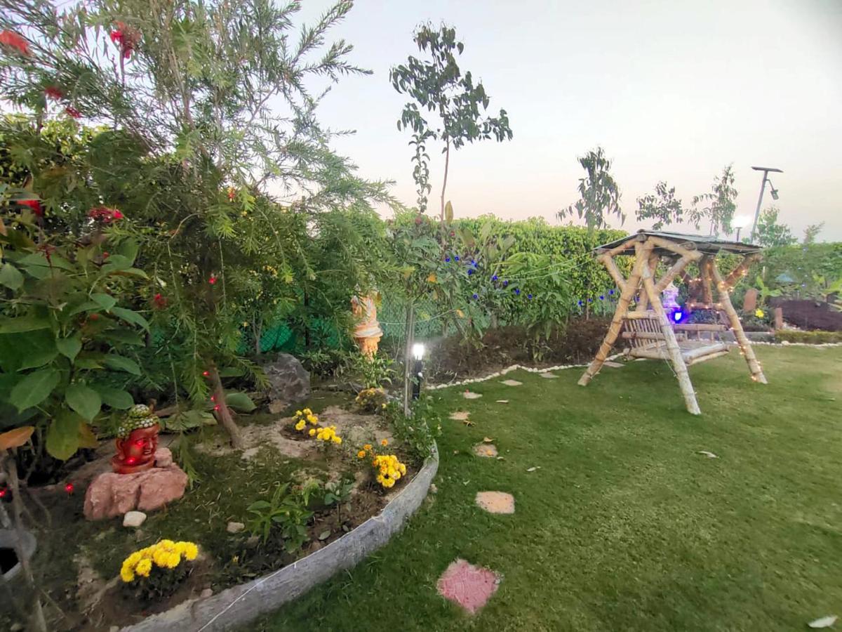 Shaw Estate-Farm House For A Small Parties-Jp Farm Greater Noida Bagian luar foto